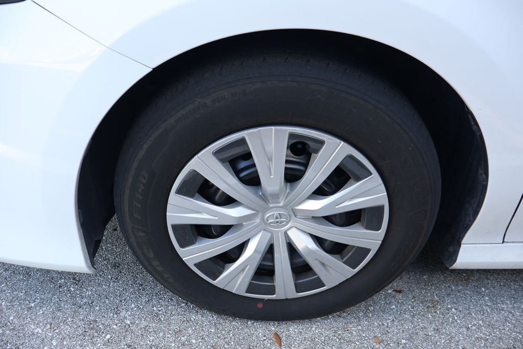 Used 2024 Toyota Camry Hybrid LE Sedan