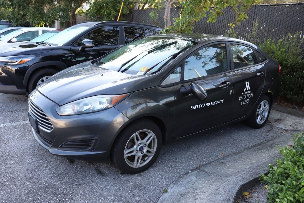 2017 Ford Fiesta SE's photo