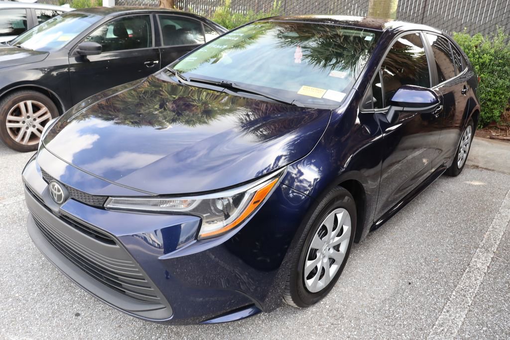 2024 Toyota Corolla LE photo 2