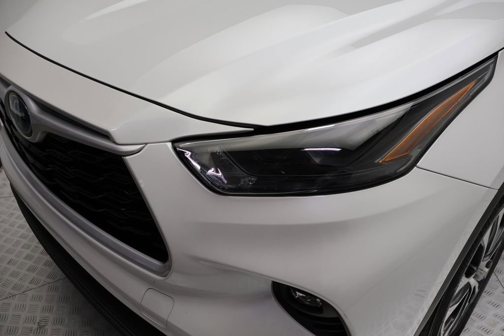Certified 2024 Toyota Highlander Hybrid XLE SUV