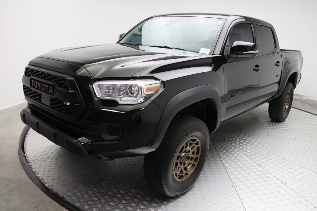 2023 Toyota Tacoma Trail Edition photo 2