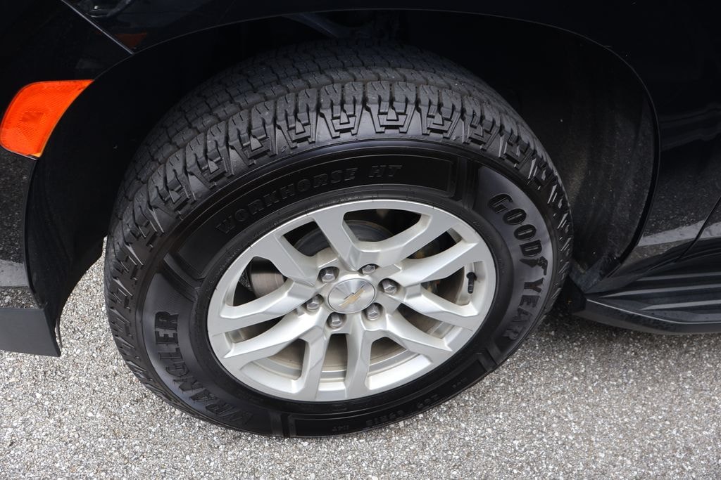 Used 2022 Chevrolet Suburban LT SUV