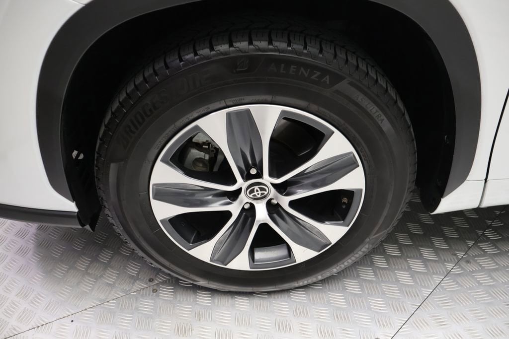 Certified 2024 Toyota Highlander Hybrid XLE SUV