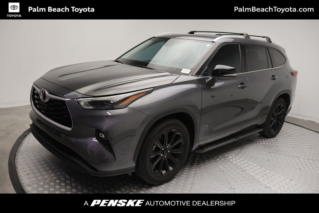 2022 Toyota Highlander SUV 