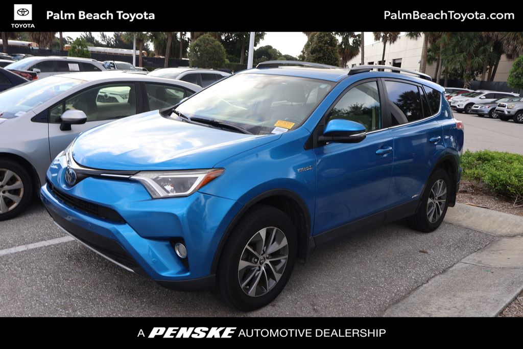 2018 Toyota RAV4 Hybrid SUV 