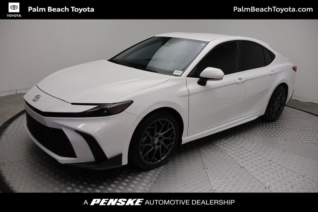 Certified 2025 Toyota Camry SE Sedan