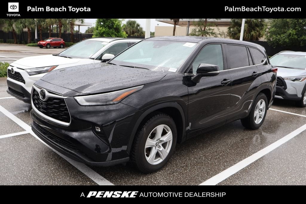 2024 Toyota Highlander SUV 