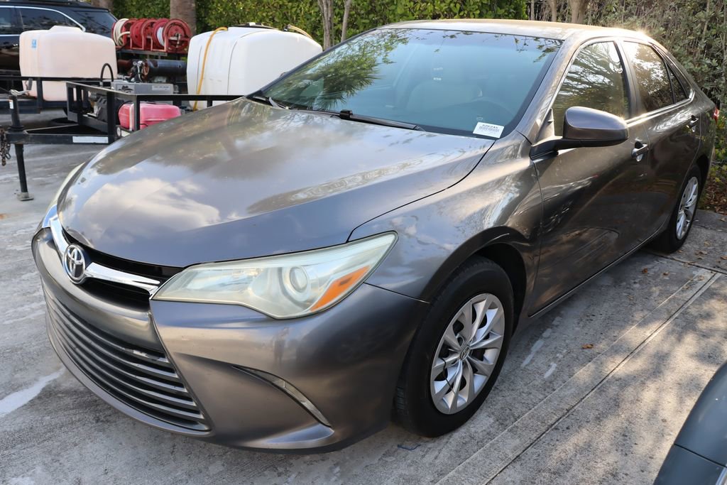 Used 2016 Toyota Camry LE with VIN 4T1BF1FK0GU526245 for sale in West Palm Beach, FL