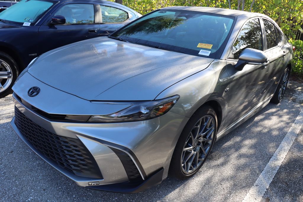 2025 Toyota Camry SE photo 2