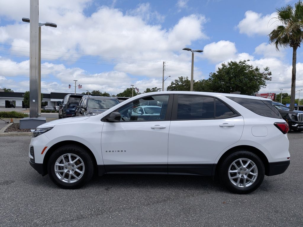 2023 Chevrolet Equinox LS - Photo 6