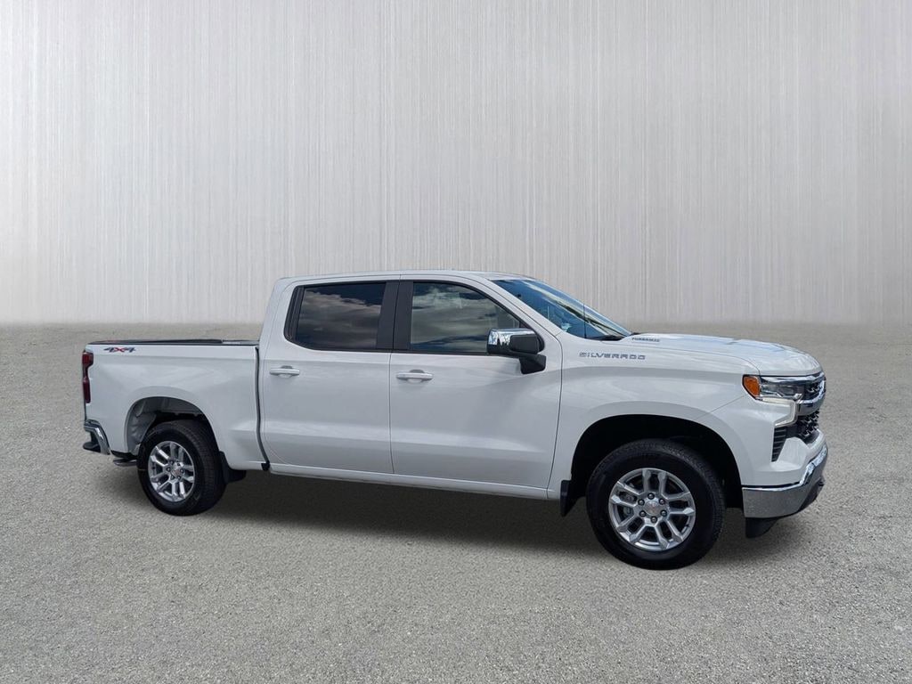 New 2026 Chevrolet Silverado 1500 LT Truck Crew Cab