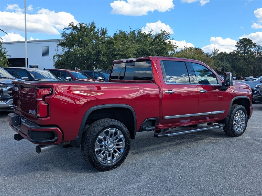 2026 Chevrolet Silverado 2500HD High Country photo 3