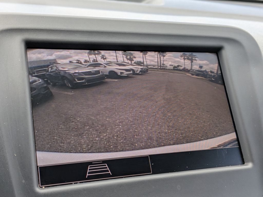 2023 Chevrolet Equinox LS - Photo 19