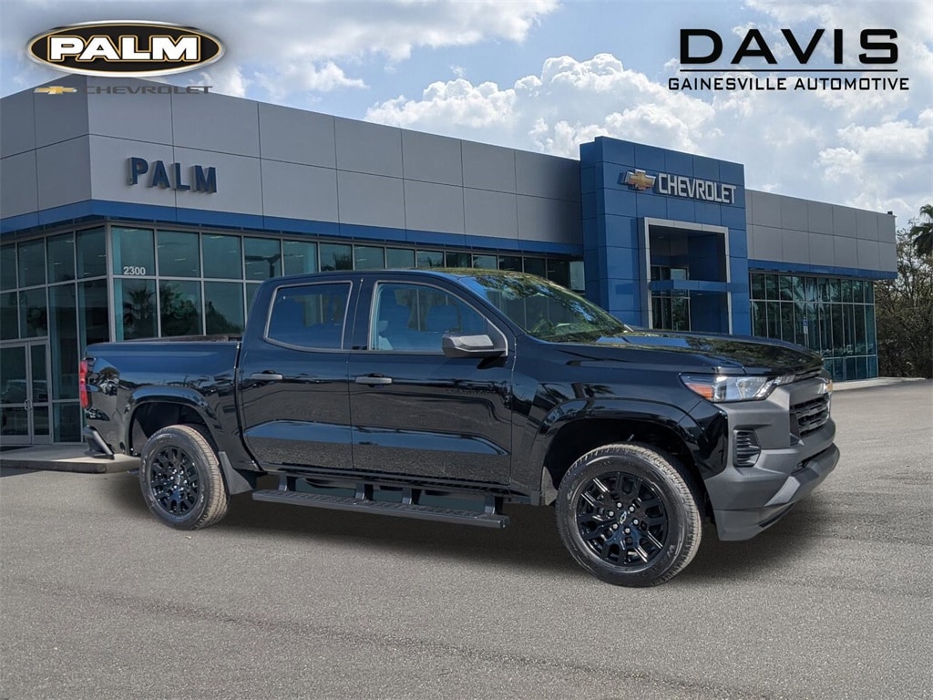 2026 Chevrolet Colorado Work Truck's photo