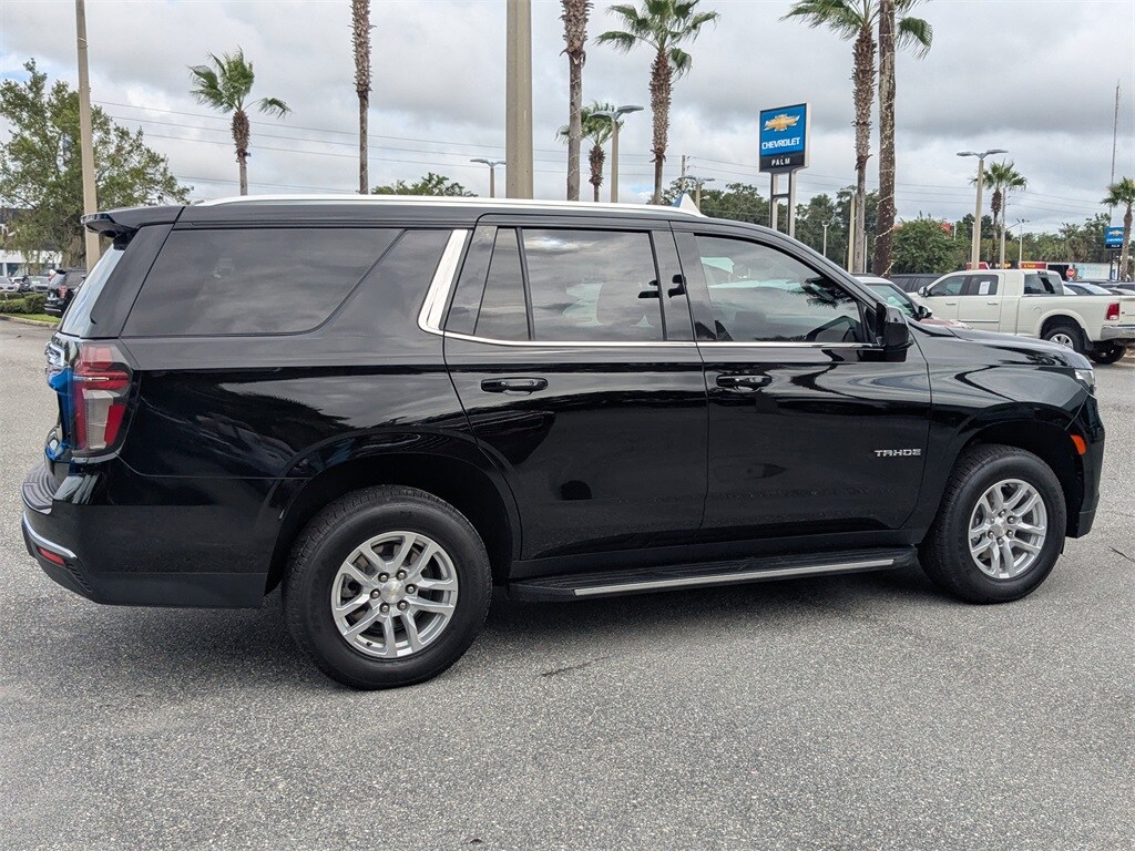 2024 Chevrolet Tahoe LS photo 2