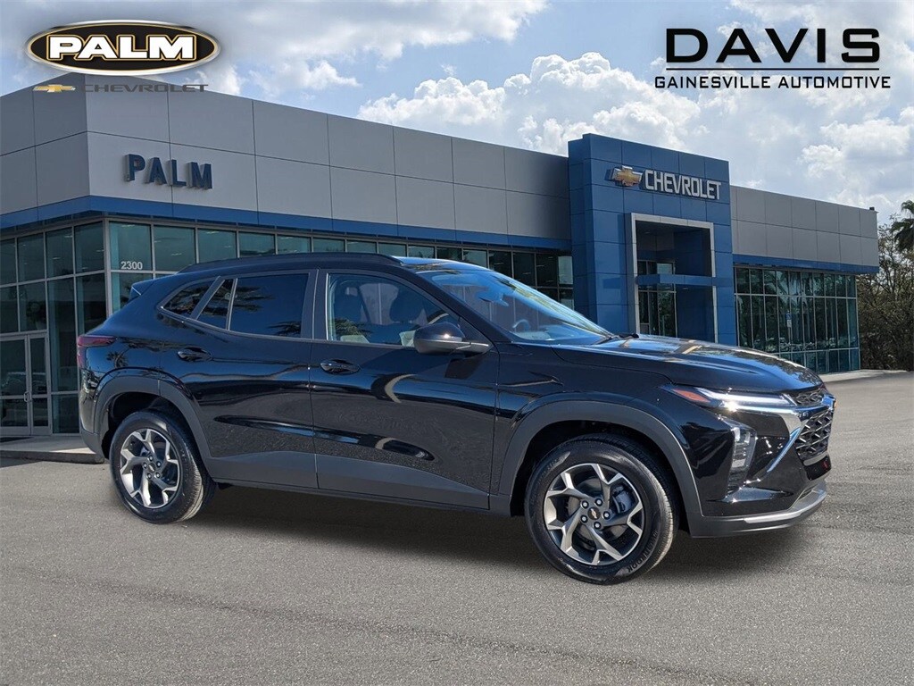 New 2026 Chevrolet Trax LT SUV