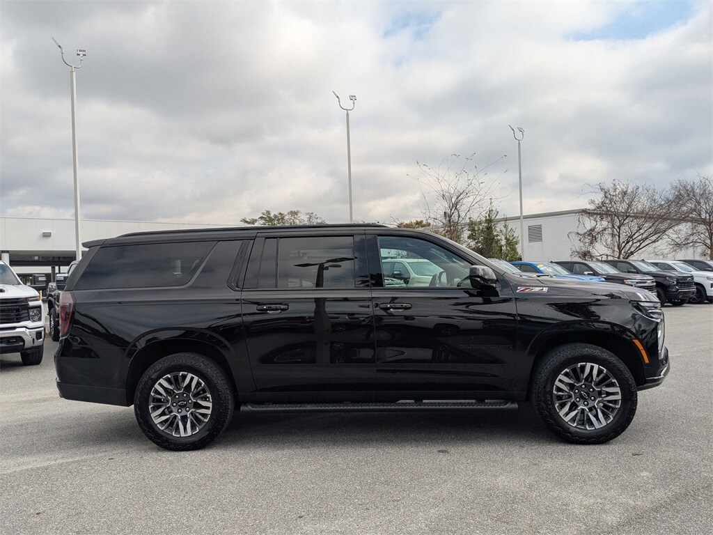 Used 2025 Chevrolet Suburban Z71 SUV