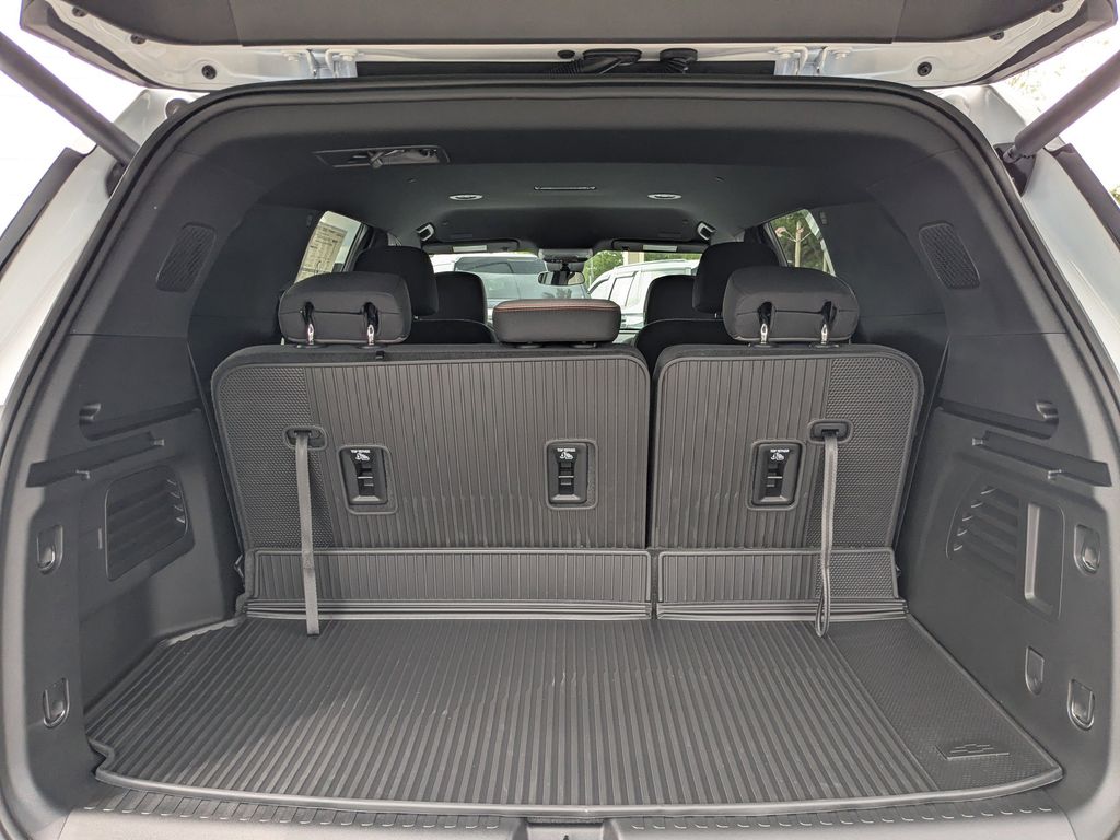 2026 Chevrolet Traverse LT - Photo 12