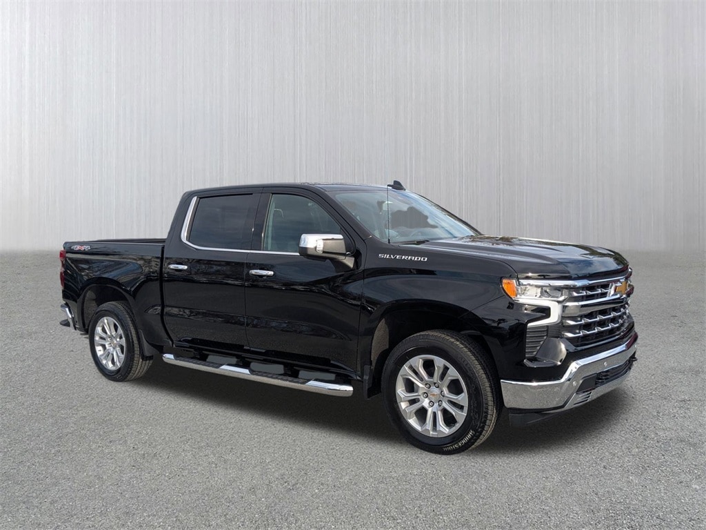 New 2026 Chevrolet Silverado 1500 LTZ Truck Crew Cab