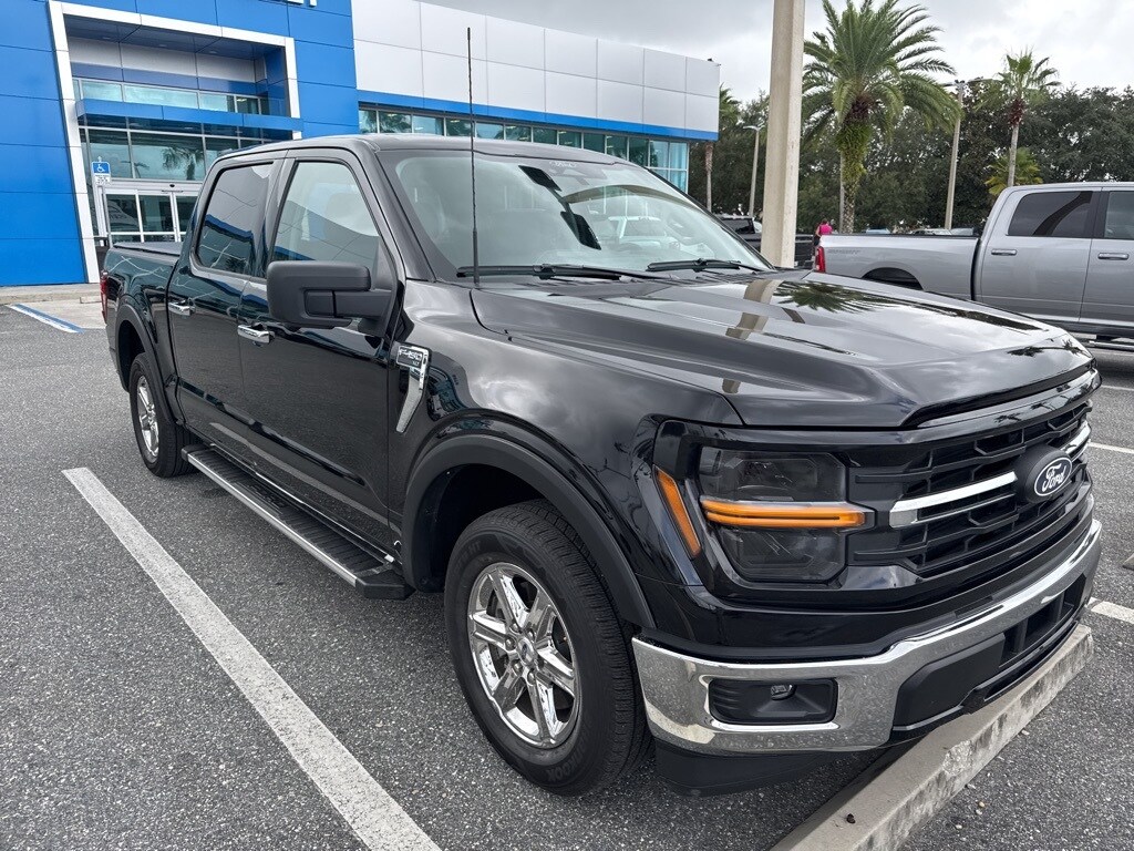 2024 Ford F-150 XLT photo 3