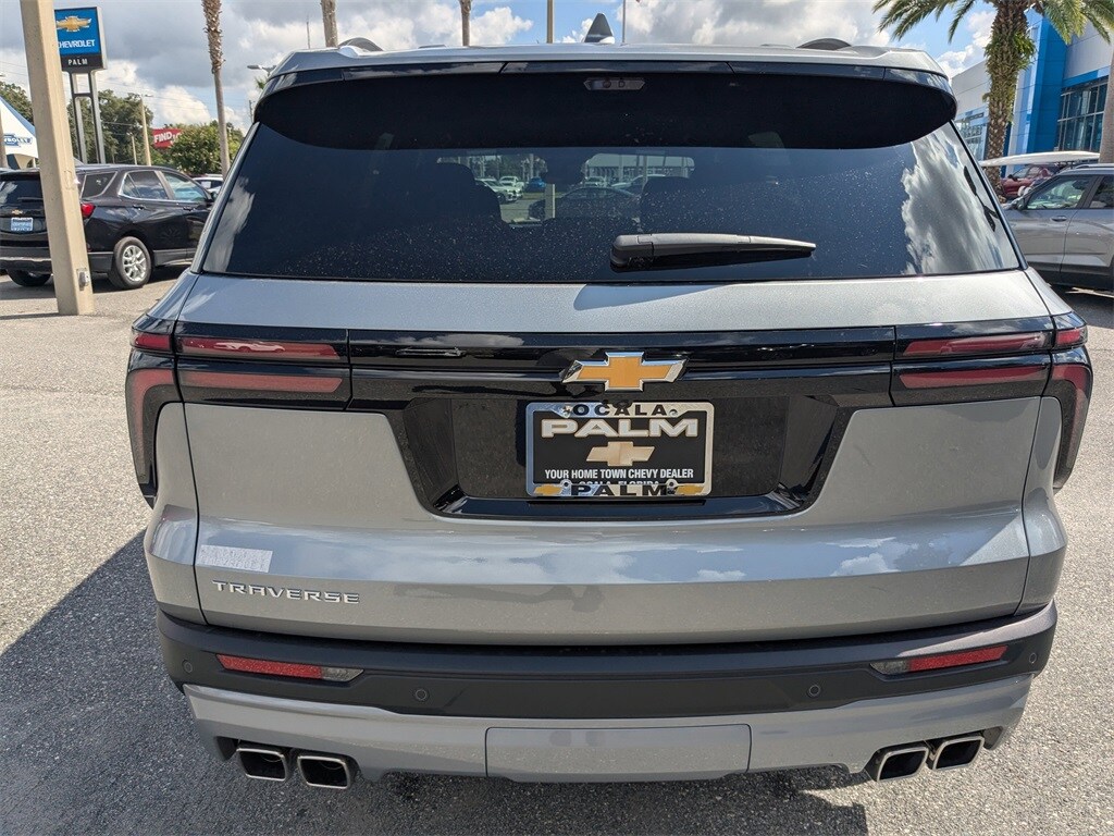 2026 Chevrolet Traverse photo 4