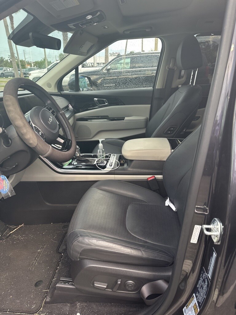 2024 Kia Carnival SX Prestige photo 4