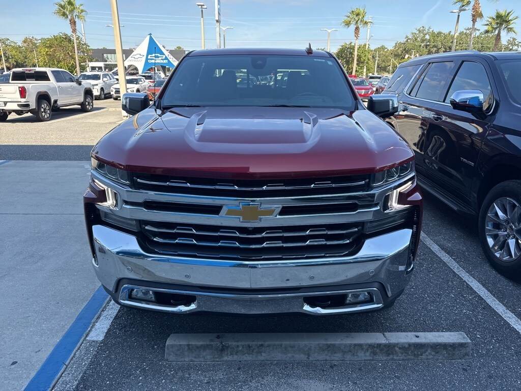 2021 Chevrolet Silverado 1500 LTZ photo 2