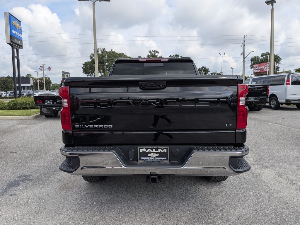 New 2026 Chevrolet Silverado 1500 LT w/1LT Truck Crew Cab