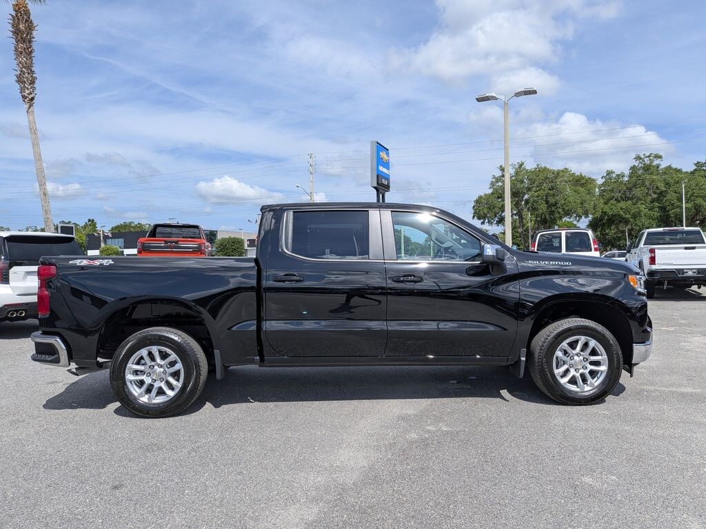 New 2026 Chevrolet Silverado 1500 LT Truck Crew Cab