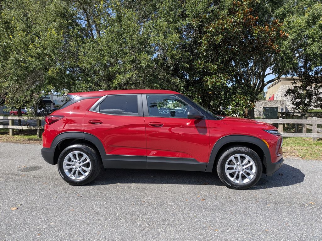 New 2026 Chevrolet Trailblazer FWD LS SUV