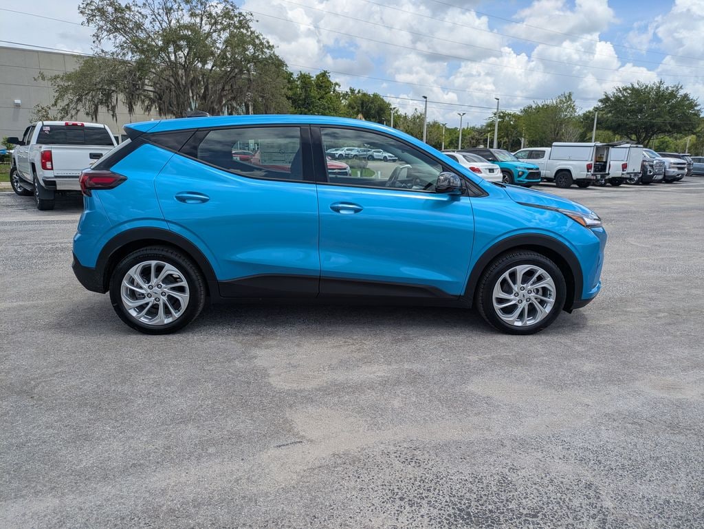 New 2027 Chevrolet Bolt LT SUV