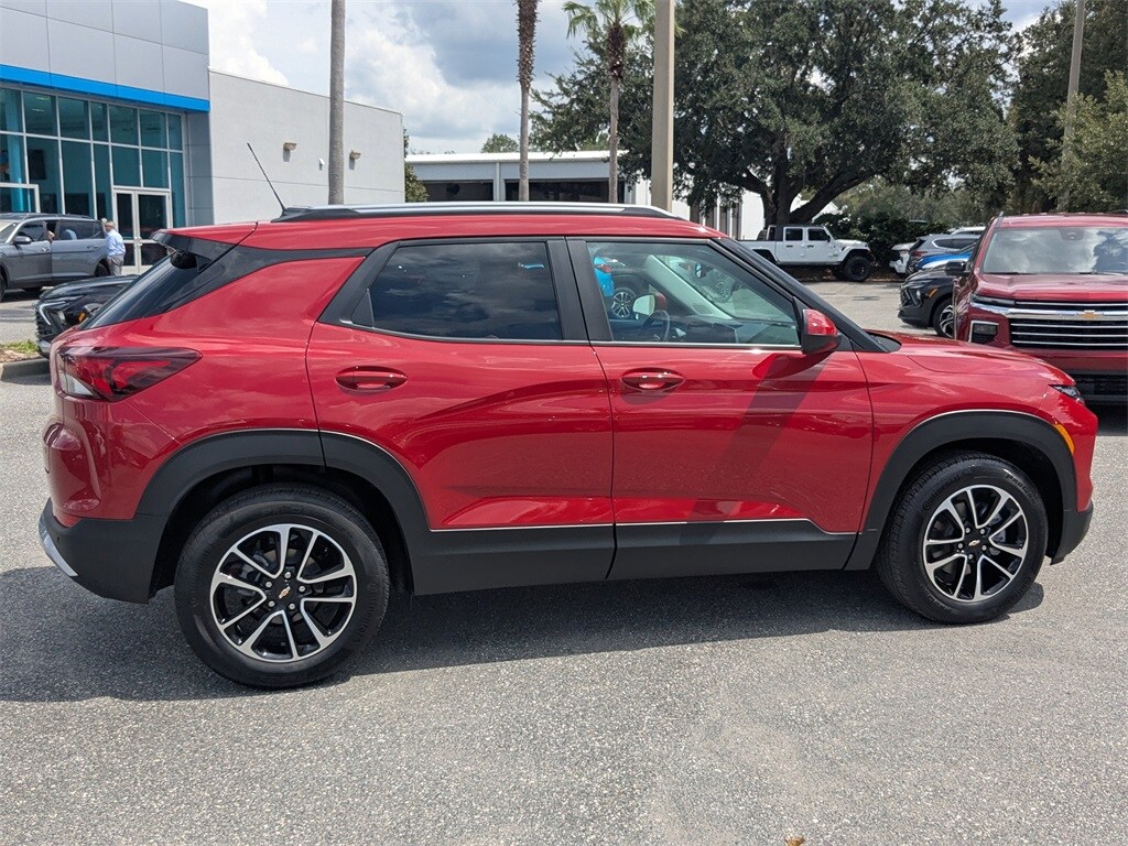 2026 Chevrolet Trailblazer LT photo 3