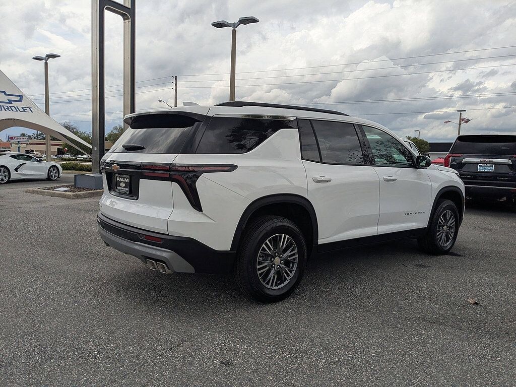 New 2026 Chevrolet Traverse LT SUV