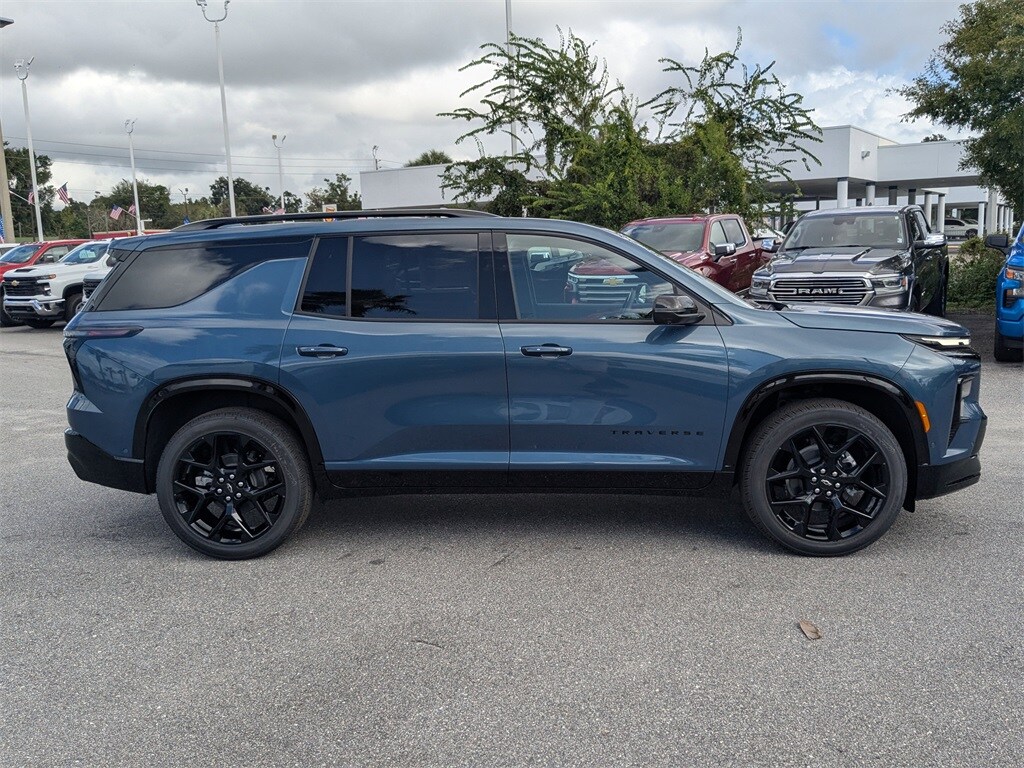 New 2026 Chevrolet Traverse RS SUV