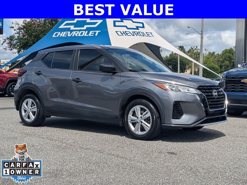 Used 2023 Nissan Kicks S SUV