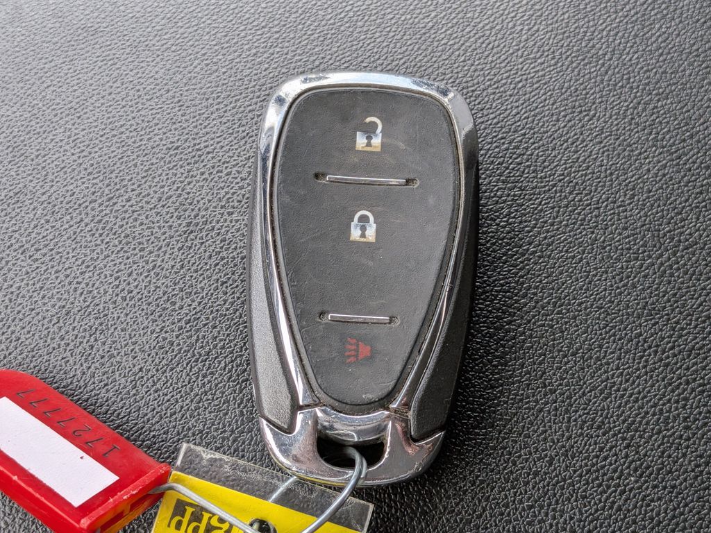2023 Chevrolet Equinox LS - Photo 26