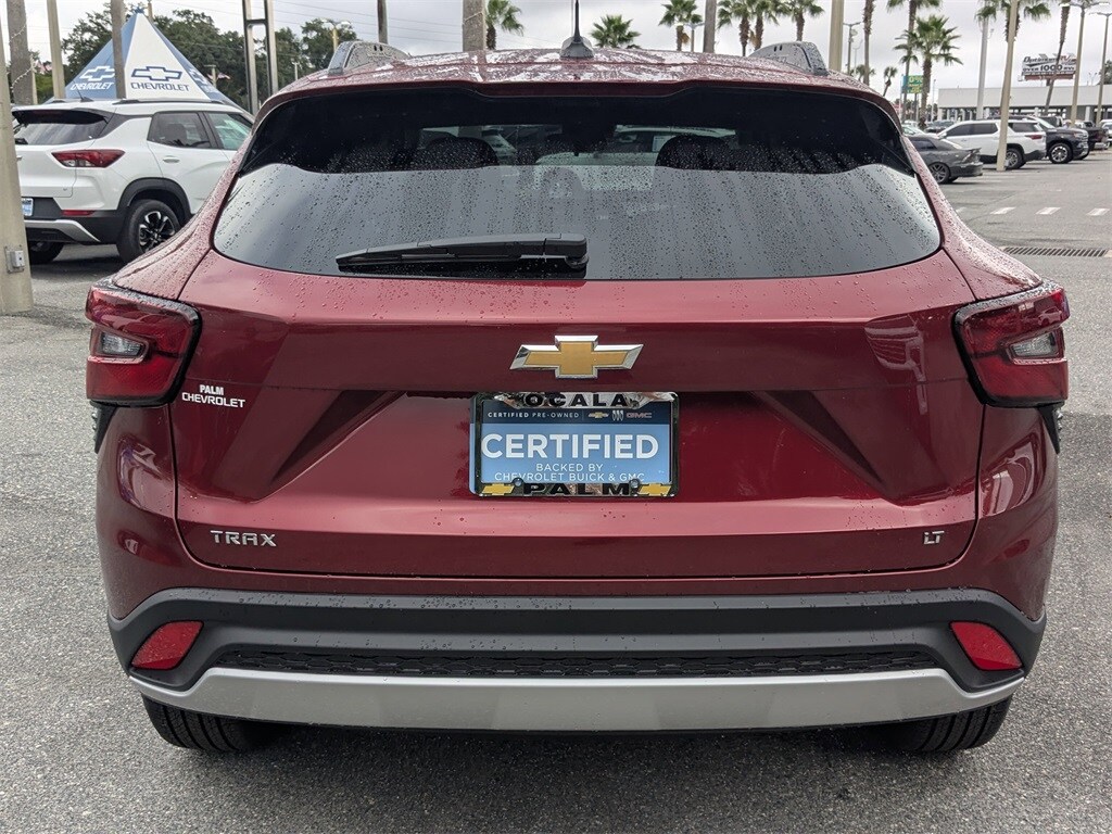 2025 Chevrolet Trax LT photo 4