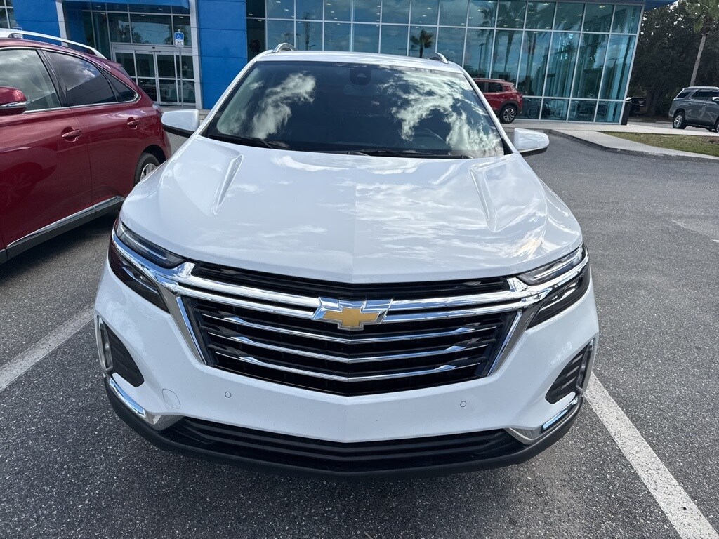 2023 Chevrolet Equinox Premier photo 2