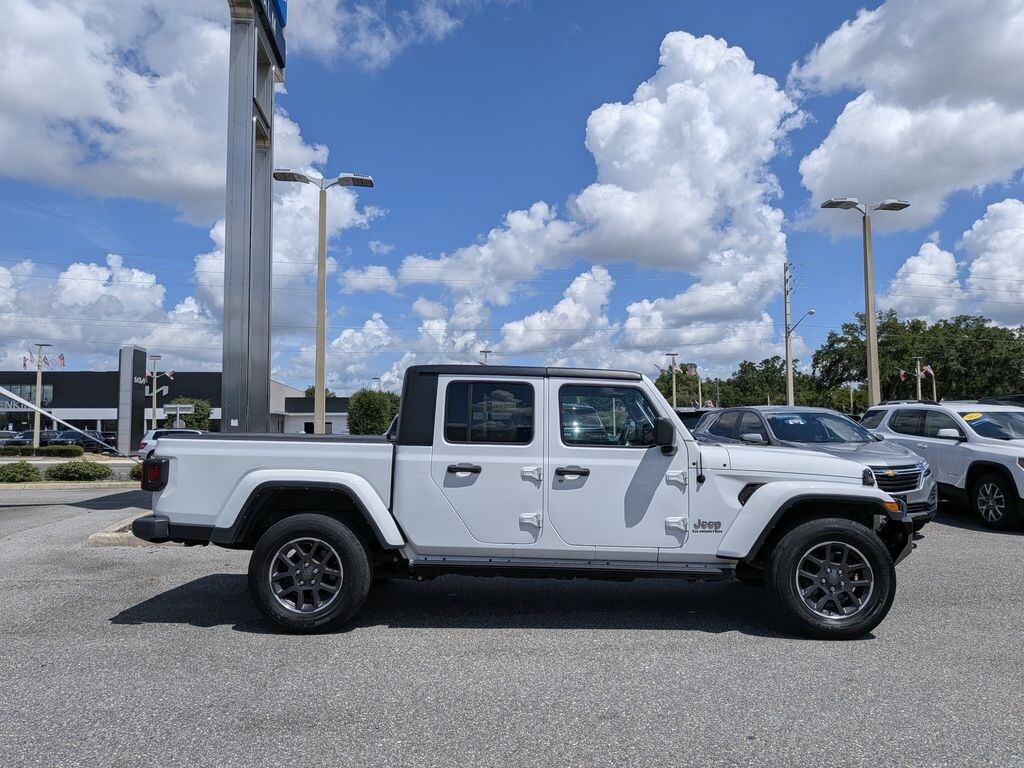 Used 2022 Jeep Gladiator Overland Truck Crew Cab