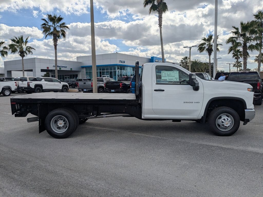 New 2025 Chevrolet Silverado 3500 HD Chassis Work Truck Truck Regular Cab