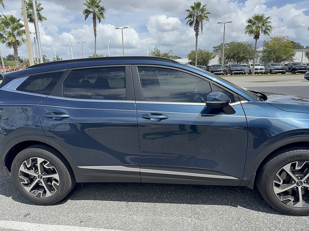Used 2024 Kia Sportage Hybrid EX