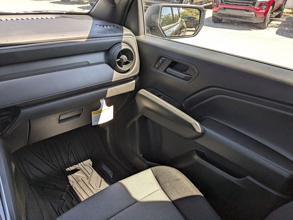 2026 Chevrolet Colorado Work Truck - Photo 17
