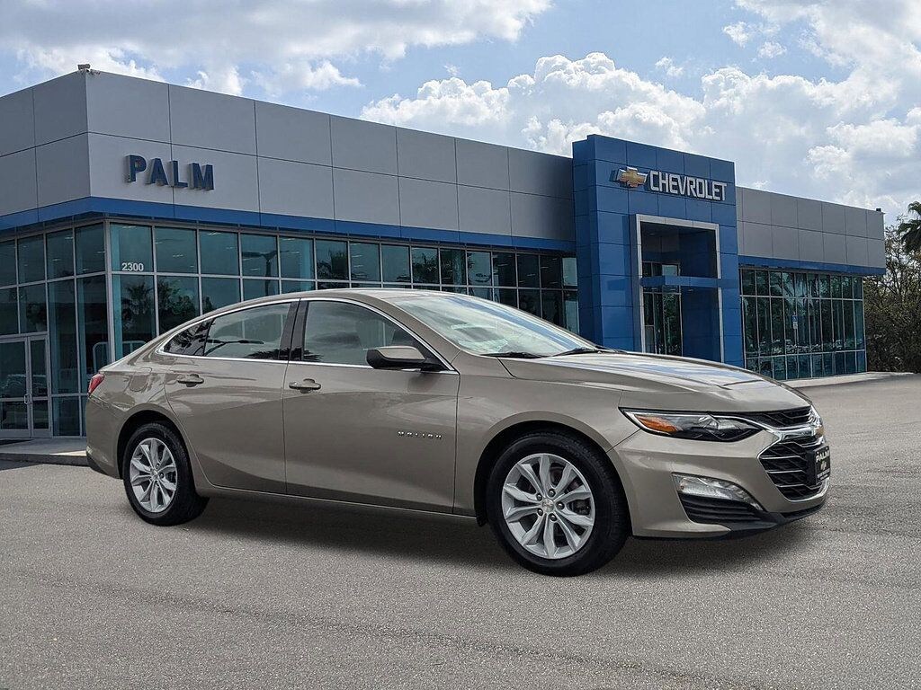 Used 2025 Chevrolet Malibu 1LT Sedan
