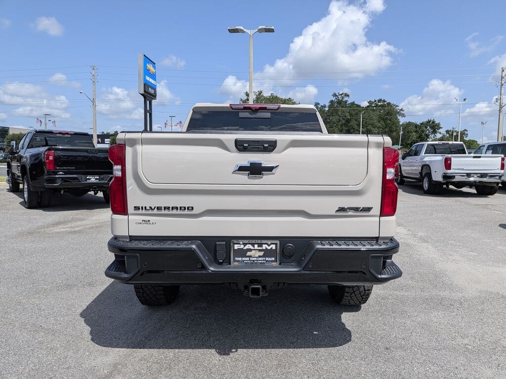 New 2026 Chevrolet Silverado 1500 ZR2 Truck Crew Cab