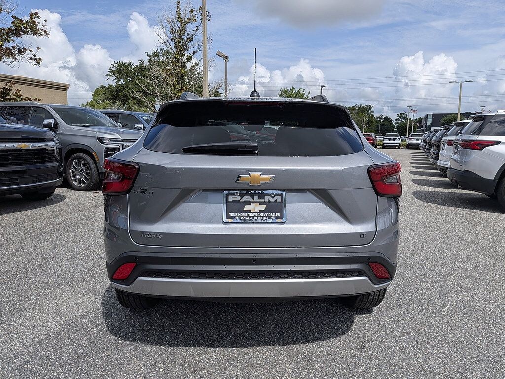 New 2026 Chevrolet Trax LT SUV