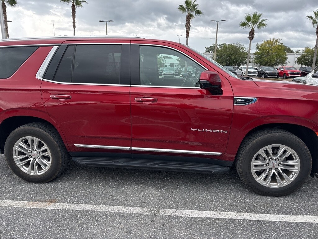 2022 Gmc Yukon SLT photo 3