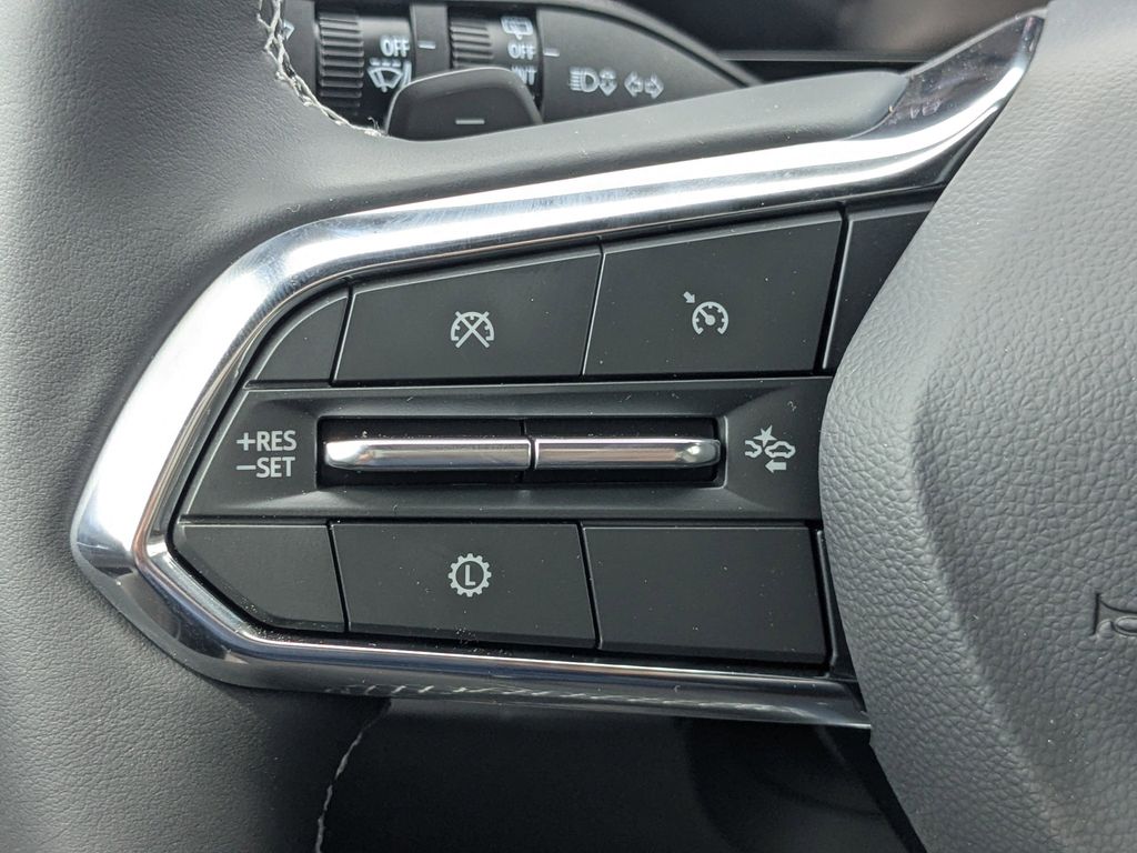 2026 Chevrolet Traverse LT - Photo 24