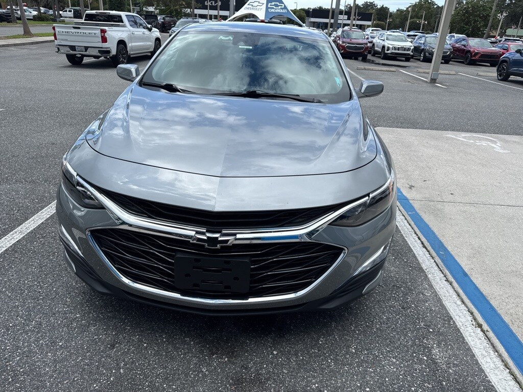 2023 Chevrolet Malibu RS photo 2