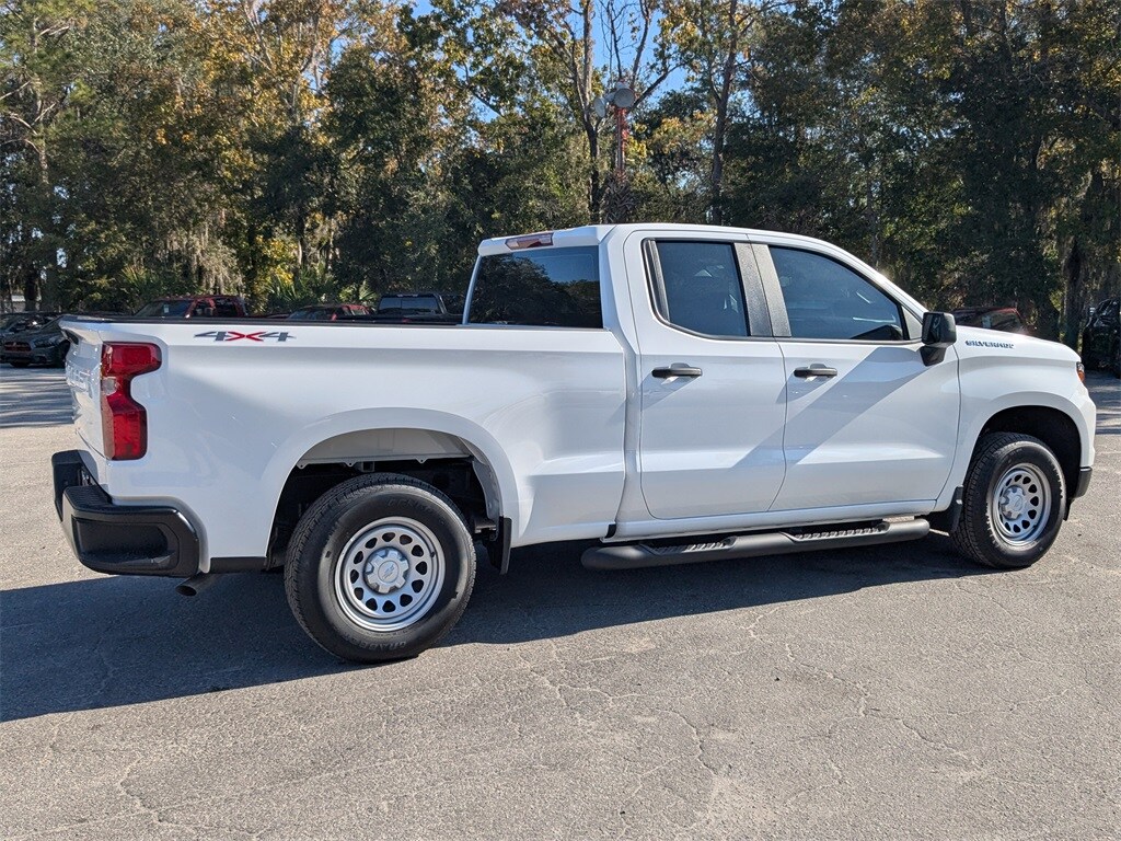 2026 Chevrolet Silverado 1500 Work Truck photo 3