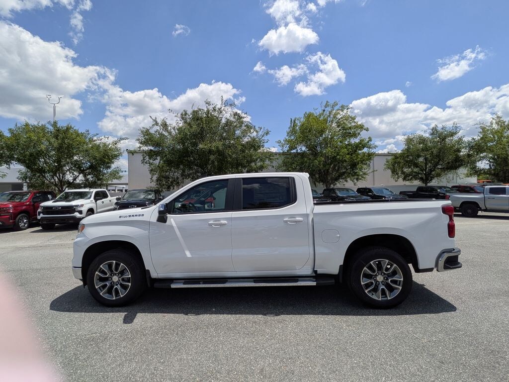 New 2026 Chevrolet Silverado 1500 LT w/1LT Truck Crew Cab